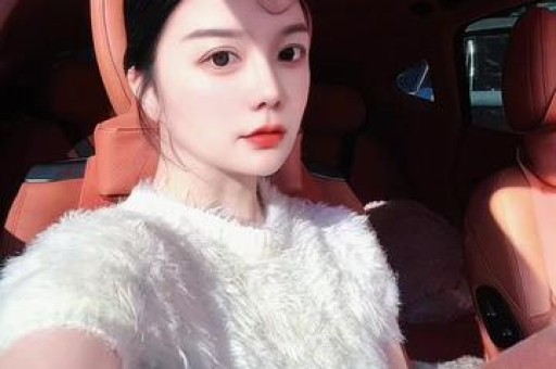 “假洋牌”优思益翻车事件：网红集体致歉背后的品牌包装术与流量陷阱