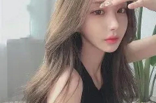 知名网红坑骗粉丝穿真货卖假货被曝光后解释自己是不小心的