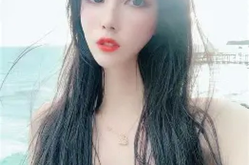 62岁男明星迎娶25岁丹麦美女教练38岁年龄差惊到众多吃瓜网友